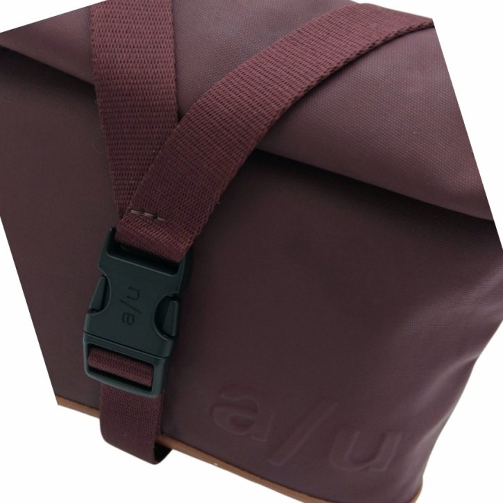 Aunts & Uncles TSU Gürteltasche cherry laquer